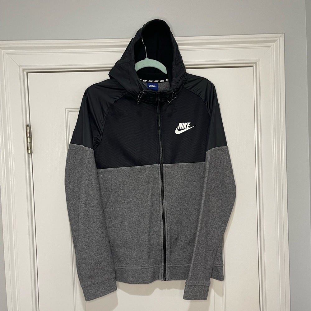 Nike Men’s Jacket